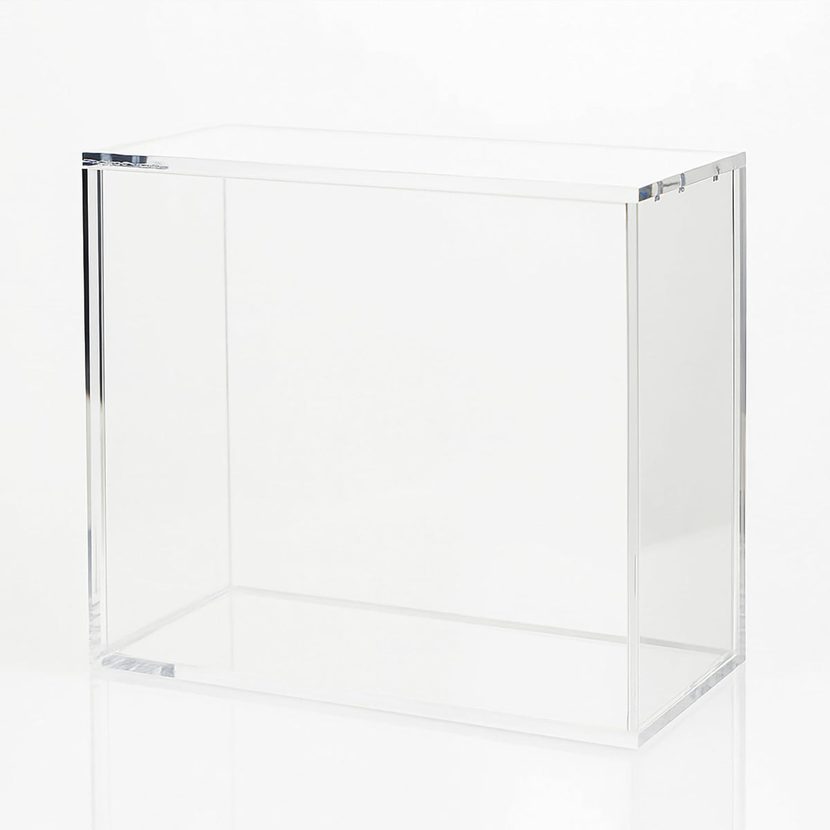 Acrylic Display Case with Magnetic Lid O14049