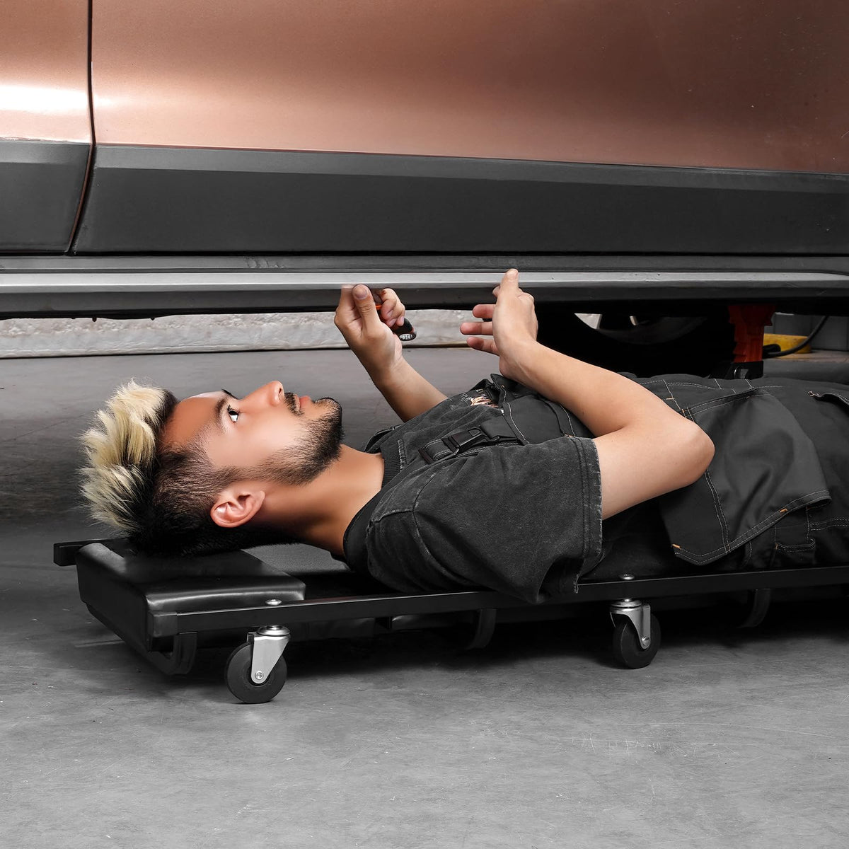 40-Inch 300 lbs Capacity Automotive Rolling Creeper with 6 Casters K95630